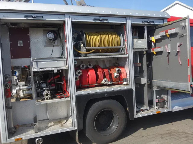 MAN 15 224-with winch 2500liter water tank,ziegler pomp - Πυροσβεστικό όχημα: φωτογραφία 3 MAN 15 224-with winch 2500liter water tank,ziegler pomp - Πυροσβεστικό όχημα: φωτογραφία 3