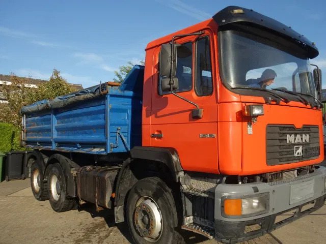 MAN 27.402 MEILLER 6X4 KIPPER - Φορτηγό ανατρεπόμενο: φωτογραφία 4 MAN 27.402 MEILLER 6X4 KIPPER - Φορτηγό ανατρεπόμενο: φωτογραφία 4