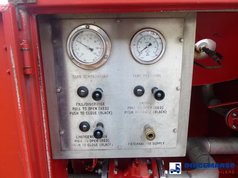 Επικαθήμενο βυτίο Clayton Gas tank steel 31.8 m3 (low pressure 10 bar): φωτογραφία 9