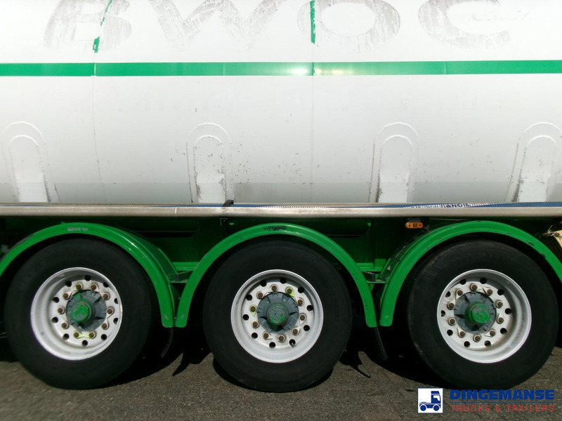 Feldbinder Fuel tank alu 42 m3 / / 6 comp + pump - Επικαθήμενο βυτίο: φωτογραφία 5 Feldbinder Fuel tank alu 42 m3 / / 6 comp + pump - Επικαθήμενο βυτίο: φωτογραφία 5