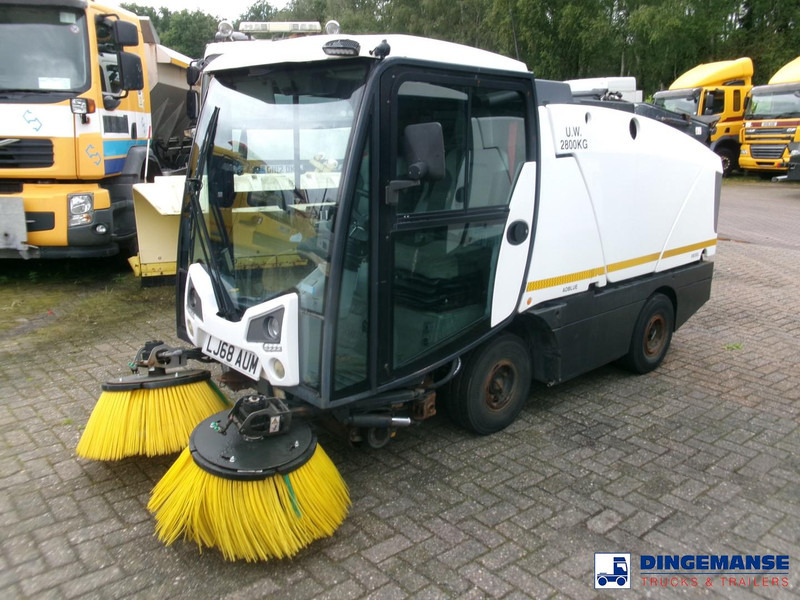 Johnston C202 compact street sweeper - Σάρωθρο δρόμων: φωτογραφία 1 Johnston C202 compact street sweeper - Σάρωθρο δρόμων: φωτογραφία 1
