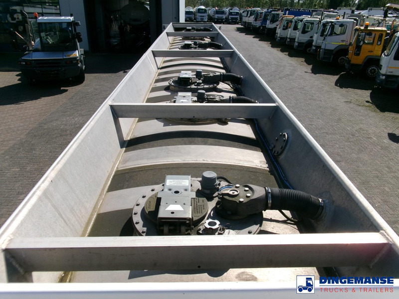 Επικαθήμενο βυτίο Lakeland Fuel tank alu 42.8 m3 / 6 comp + pump: φωτογραφία 17 Επικαθήμενο βυτίο Lakeland Fuel tank alu 42.8 m3 / 6 comp + pump: φωτογραφία 17