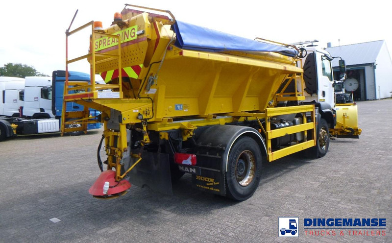 MAN TGM 18.290 4X4 RHD gritter / snow plough - Εκχιονιστικό μηχάνημα: φωτογραφία 4 MAN TGM 18.290 4X4 RHD gritter / snow plough - Εκχιονιστικό μηχάνημα: φωτογραφία 4