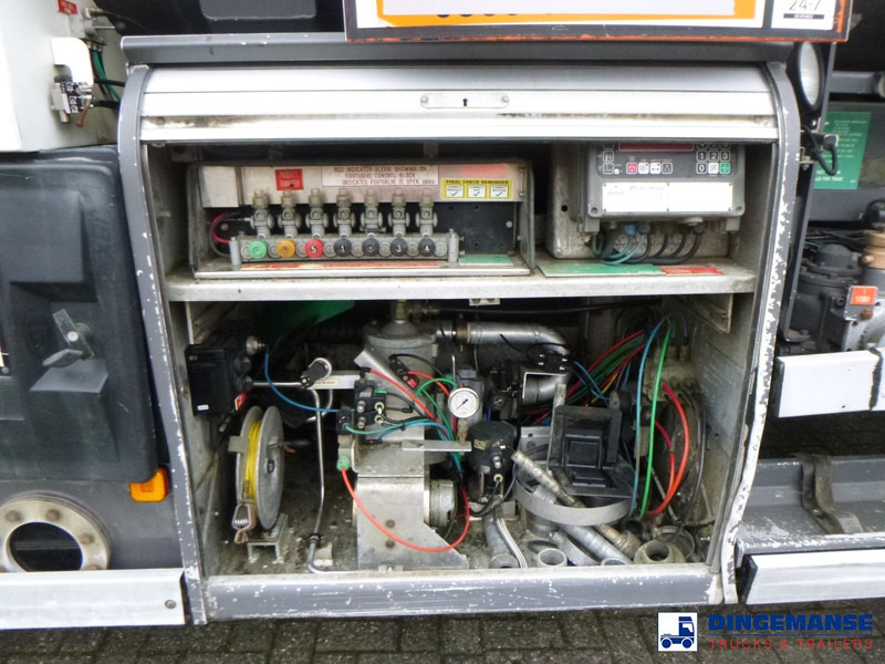 Φορτηγό βυτιοφόρο MAN TGS 26.320 6X2 RHD fuel tank 20 m3 / 4 comp: φωτογραφία 14