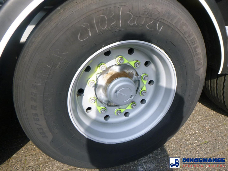 Επικαθήμενο βυτίο Magyar Bitumen tank inox 32 m3 / 1 comp: φωτογραφία 7 Επικαθήμενο βυτίο Magyar Bitumen tank inox 32 m3 / 1 comp: φωτογραφία 7