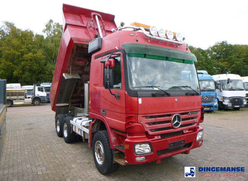Mercedes-Benz Actros 3350 6x4 tipper - Φορτηγό ανατρεπόμενο: φωτογραφία 2 Mercedes-Benz Actros 3350 6x4 tipper - Φορτηγό ανατρεπόμενο: φωτογραφία 2