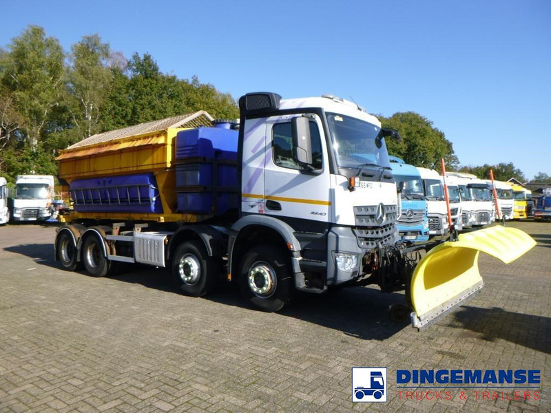 Mercedes-Benz Arocs 3240 8x4 RHD Schmidt snow plough / gritter - Εκχιονιστικό μηχάνημα: φωτογραφία 2 Mercedes-Benz Arocs 3240 8x4 RHD Schmidt snow plough / gritter - Εκχιονιστικό μηχάνημα: φωτογραφία 2