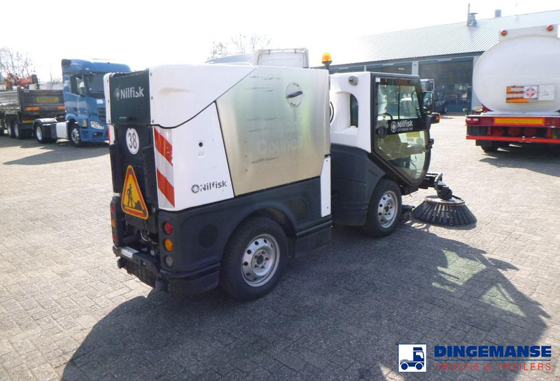 Nilfisk City Ranger CR3500 sweeper - Σάρωθρο δρόμων: φωτογραφία 4 Nilfisk City Ranger CR3500 sweeper - Σάρωθρο δρόμων: φωτογραφία 4