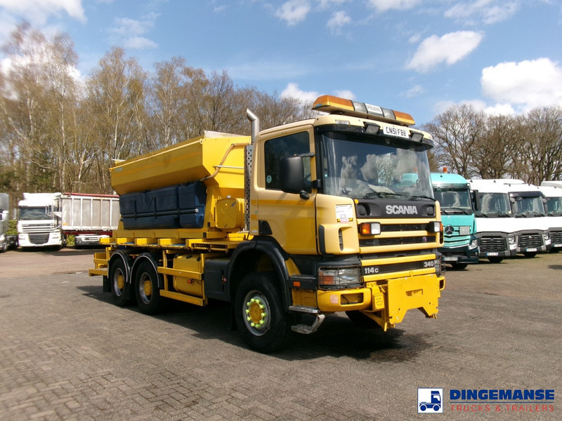 Scania P114-340 CB 6X6 RHD gritter / snow plough - Εκχιονιστικό μηχάνημα: φωτογραφία 2 Scania P114-340 CB 6X6 RHD gritter / snow plough - Εκχιονιστικό μηχάνημα: φωτογραφία 2