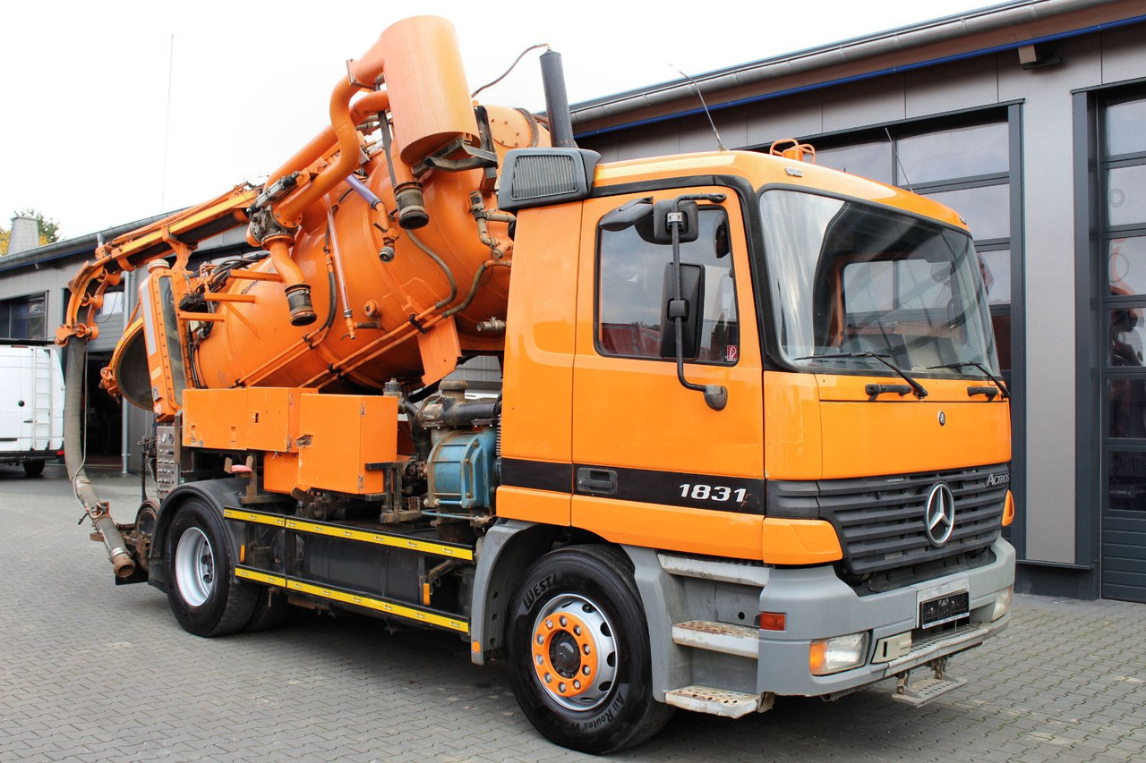 Mercedes-Benz Actros 1831 4x2 Hellmers 6,5m³ V2A INOX Kipper - Όχημα εκκένωσης βόθρων: φωτογραφία 1 Mercedes-Benz Actros 1831 4x2 Hellmers 6,5m³ V2A INOX Kipper - Όχημα εκκένωσης βόθρων: φωτογραφία 1