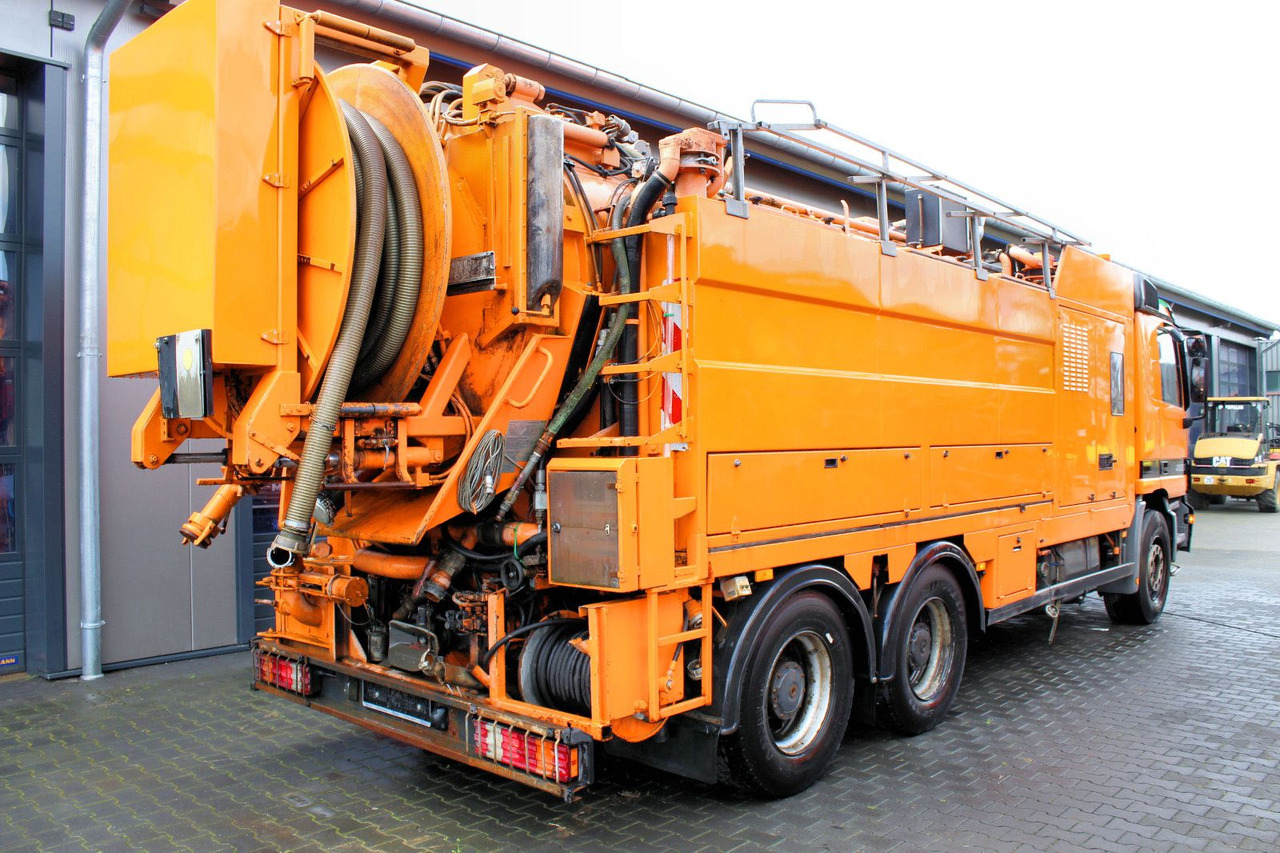 Mercedes-Benz Actros 2653 6x4 V8 Müller 16m³ Saug u.Spül-Kombi - Όχημα εκκένωσης βόθρων: φωτογραφία 4 Mercedes-Benz Actros 2653 6x4 V8 Müller 16m³ Saug u.Spül-Kombi - Όχημα εκκένωσης βόθρων: φωτογραφία 4