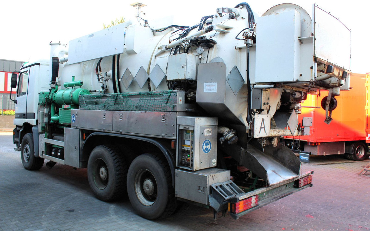 Mercedes-Benz Actros 3335 6x4 Kroll 13m³ HD-Kombi ADR/GGVS V2A - Όχημα εκκένωσης βόθρων: φωτογραφία 5 Mercedes-Benz Actros 3335 6x4 Kroll 13m³ HD-Kombi ADR/GGVS V2A - Όχημα εκκένωσης βόθρων: φωτογραφία 5