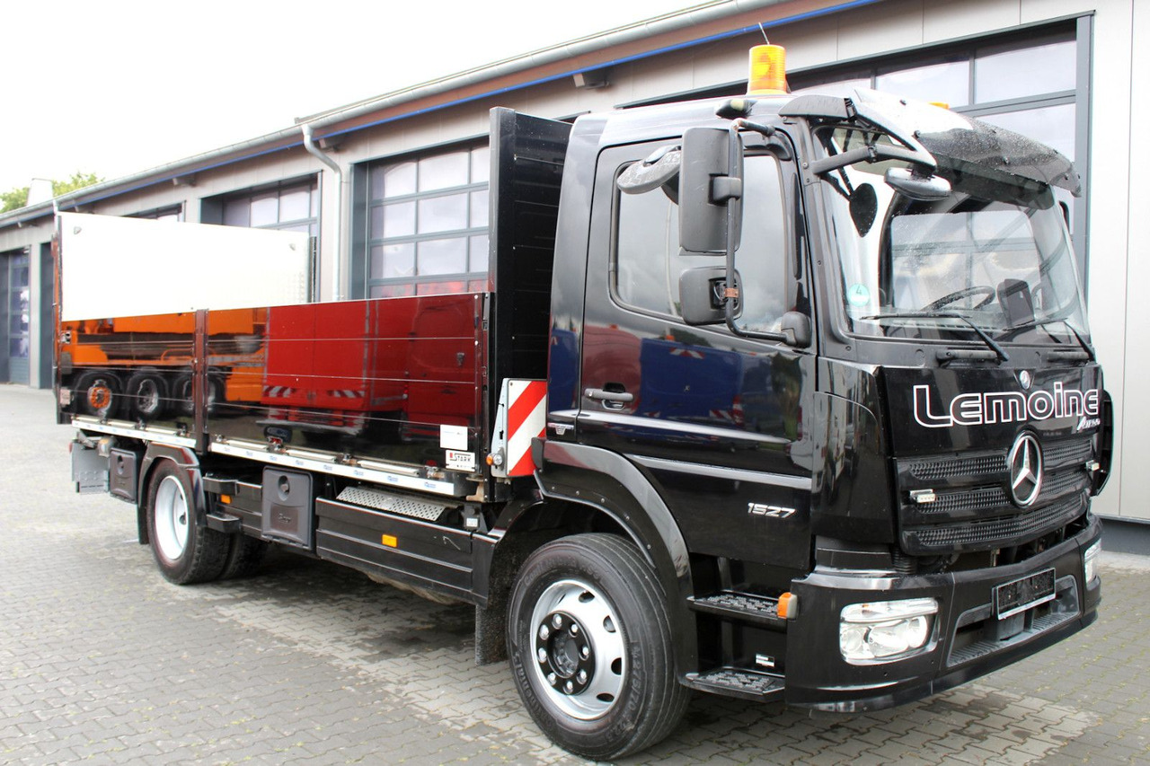 Mercedes-Benz Atego 1527 4x2 Pritsche + Ladebordwand - Μικρό φορτηγό με καρότσα: φωτογραφία 1 Mercedes-Benz Atego 1527 4x2 Pritsche + Ladebordwand - Μικρό φορτηγό με καρότσα: φωτογραφία 1