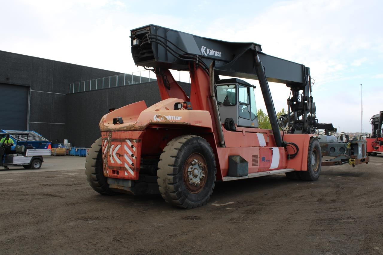Kalmar DRF450-75S6XS - Reachstacker: φωτογραφία 3 Kalmar DRF450-75S6XS - Reachstacker: φωτογραφία 3