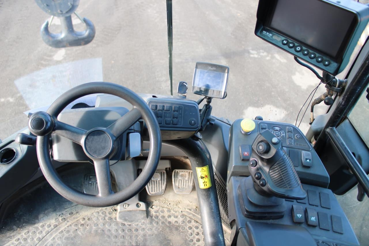 Kalmar DRG1300-92 SUPER GLO - Reachstacker: φωτογραφία 4 Kalmar DRG1300-92 SUPER GLO - Reachstacker: φωτογραφία 4