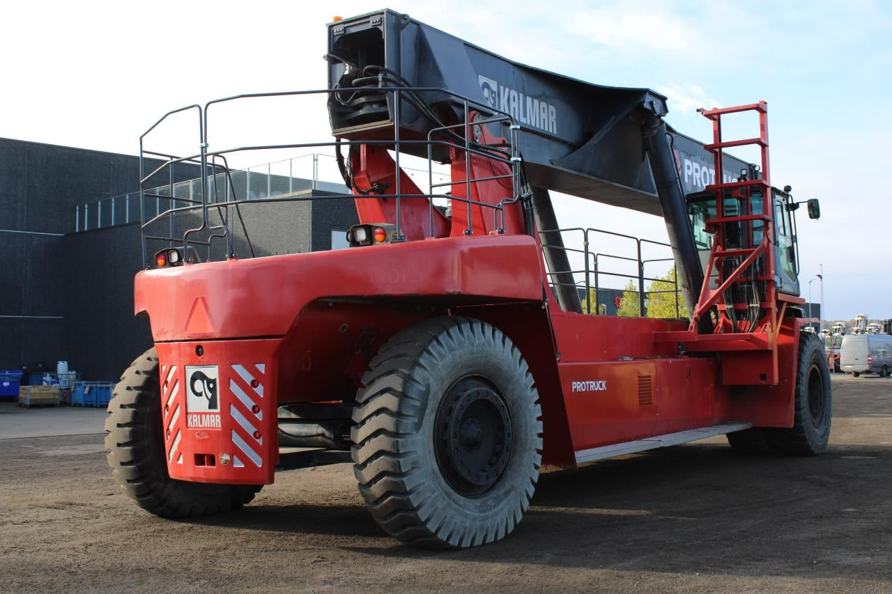 Kalmar DRG1300-92 SUPER GLO - Reachstacker: φωτογραφία 3 Kalmar DRG1300-92 SUPER GLO - Reachstacker: φωτογραφία 3