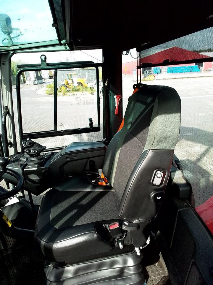 Kalmar DRG450-75C5XS - Reachstacker: φωτογραφία 4 Kalmar DRG450-75C5XS - Reachstacker: φωτογραφία 4