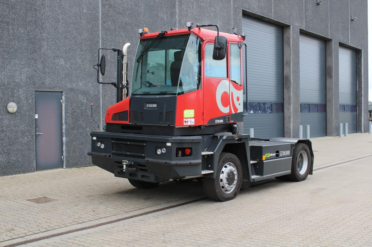 Kalmar TRL618I 4X4 - Τράκτορες τελωνείων: φωτογραφία 2 Kalmar TRL618I 4X4 - Τράκτορες τελωνείων: φωτογραφία 2