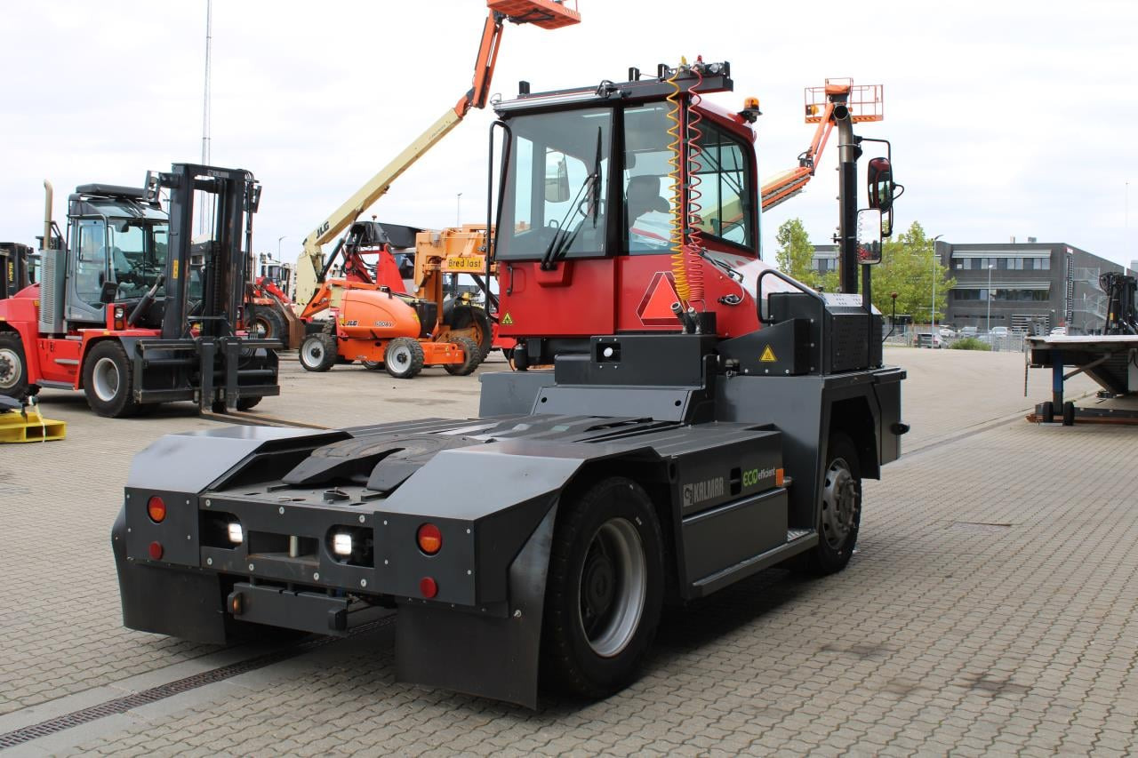 Kalmar TRL618I 4X4 - Τράκτορες τελωνείων: φωτογραφία 3 Kalmar TRL618I 4X4 - Τράκτορες τελωνείων: φωτογραφία 3