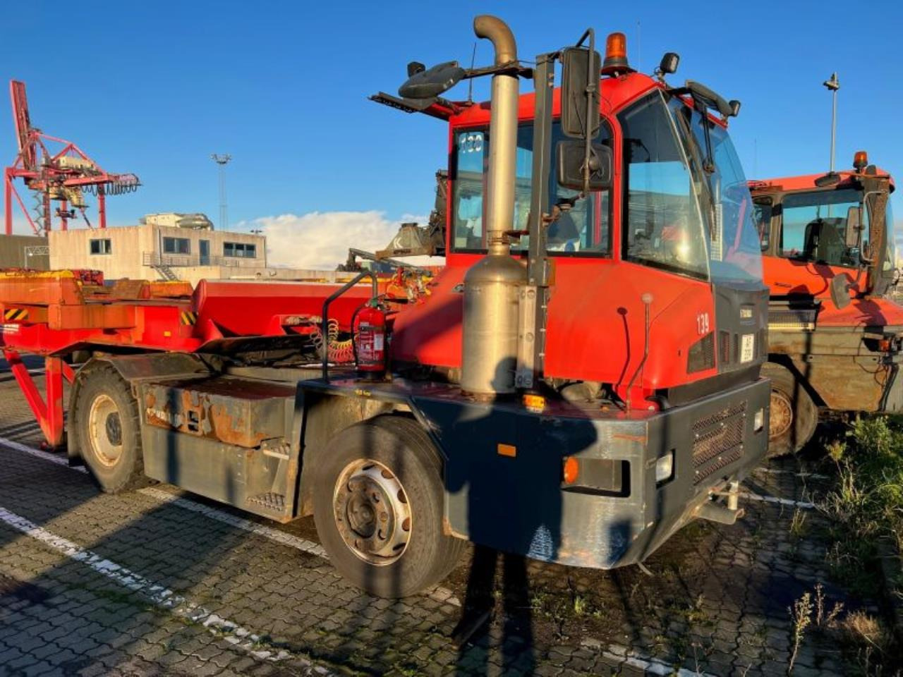Kalmar TT618I - Τράκτορες τελωνείων: φωτογραφία 1 Kalmar TT618I - Τράκτορες τελωνείων: φωτογραφία 1