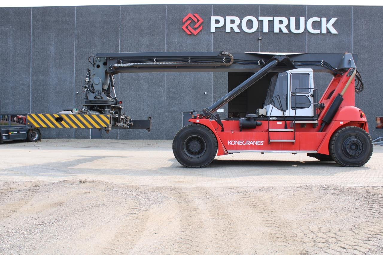 SMV 108 TB6 - Reachstacker: φωτογραφία 1 SMV 108 TB6 - Reachstacker: φωτογραφία 1