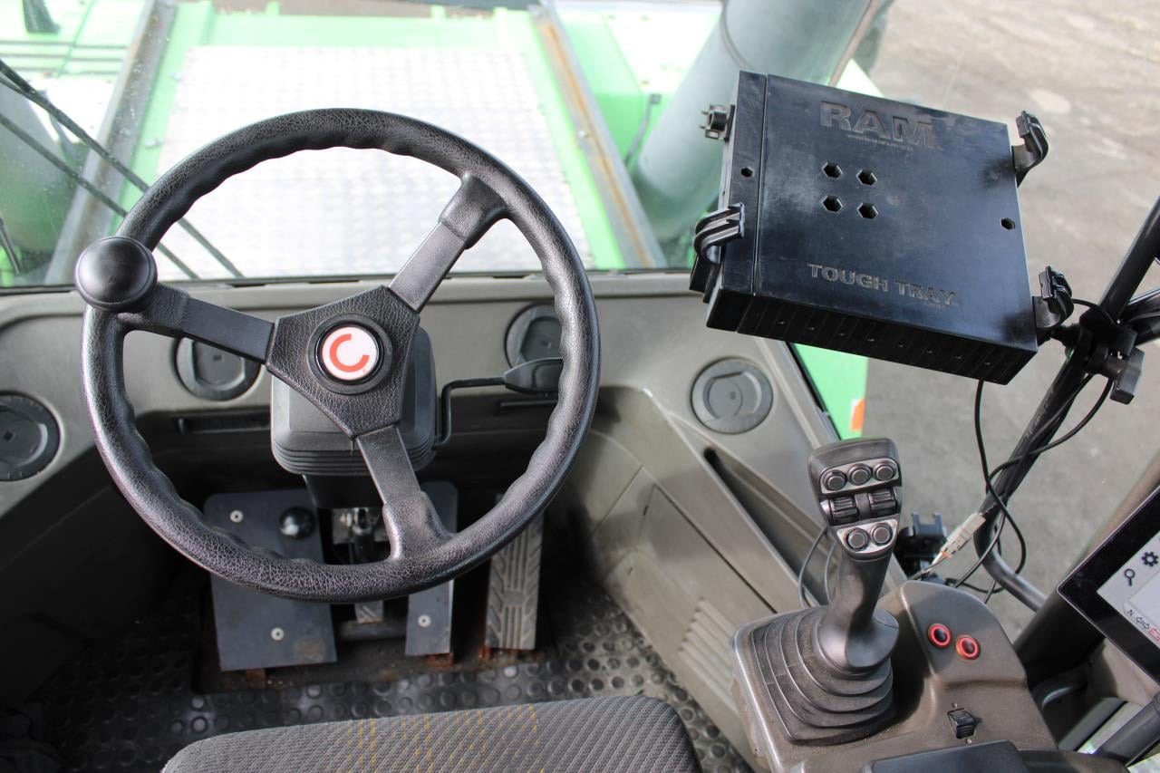 SMV CC4537 CCX4 - Reachstacker: φωτογραφία 4 SMV CC4537 CCX4 - Reachstacker: φωτογραφία 4