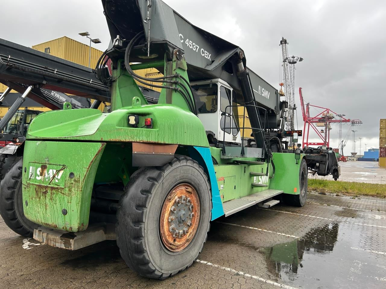 SMV SC4537 CBX5 - Reachstacker: φωτογραφία 2 SMV SC4537 CBX5 - Reachstacker: φωτογραφία 2