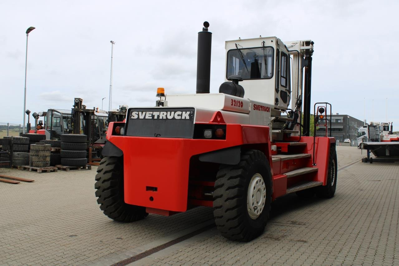 SveTruck 32120-50 - Πετρελαιοκίνητο περονοφόρο: φωτογραφία 3 SveTruck 32120-50 - Πετρελαιοκίνητο περονοφόρο: φωτογραφία 3