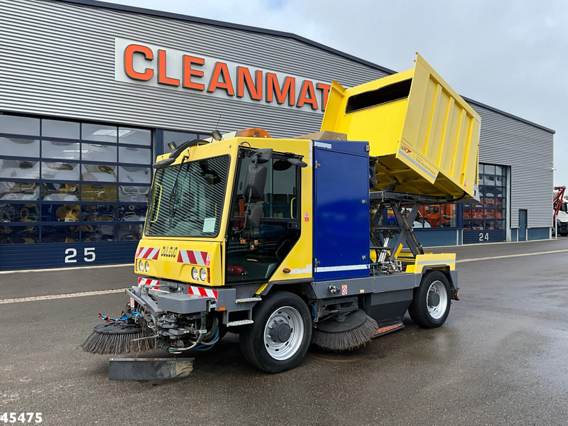 Dulevo 5020 S with 3-rd brush - Σάρωθρο δρόμων: φωτογραφία 1 Dulevo 5020 S with 3-rd brush - Σάρωθρο δρόμων: φωτογραφία 1