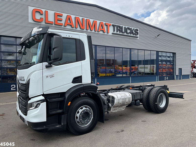 Iveco Stralis AD200X36 Huisvuilwagen Chassis NEW & UNUSED! - Φορτηγό σασί: φωτογραφία 1 Iveco Stralis AD200X36 Huisvuilwagen Chassis NEW & UNUSED! - Φορτηγό σασί: φωτογραφία 1