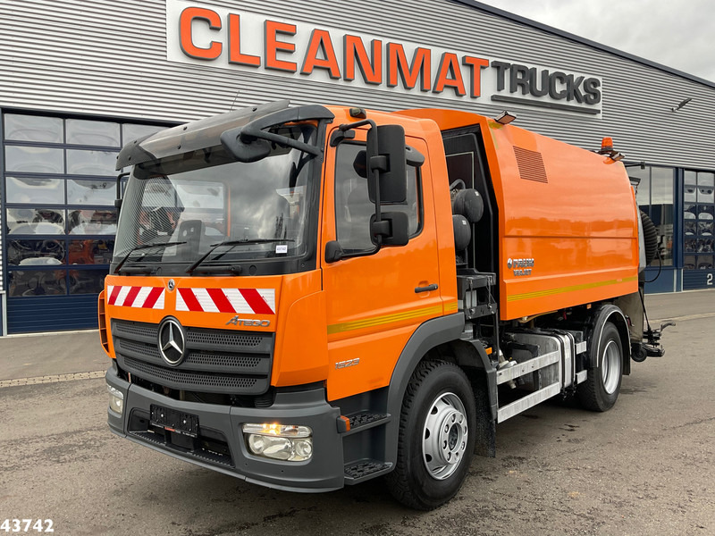 Mercedes-Benz ATEGO 1523 Faun VIAJET 6 R/HS Wegdekreiniger Just 14.776 km! - Σάρωθρο δρόμων: φωτογραφία 2 Mercedes-Benz ATEGO 1523 Faun VIAJET 6 R/HS Wegdekreiniger Just 14.776 km! - Σάρωθρο δρόμων: φωτογραφία 2