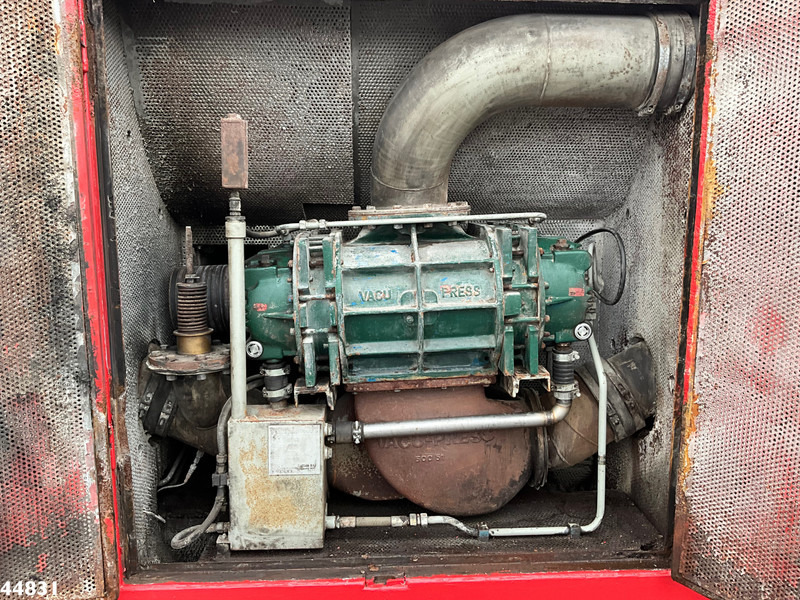 Όχημα εκκένωσης βόθρων Mercedes-Benz Actros 4141 8x4 RVS Naaktgeboren drogestoffen Just 99.291 km!: φωτογραφία 13 Όχημα εκκένωσης βόθρων Mercedes-Benz Actros 4141 8x4 RVS Naaktgeboren drogestoffen Just 99.291 km!: φωτογραφία 13