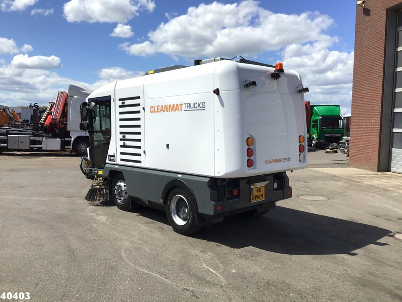 Ravo 5-SERIES 580 with 3-rd brush - Σάρωθρο δρόμων: φωτογραφία 3 Ravo 5-SERIES 580 with 3-rd brush - Σάρωθρο δρόμων: φωτογραφία 3