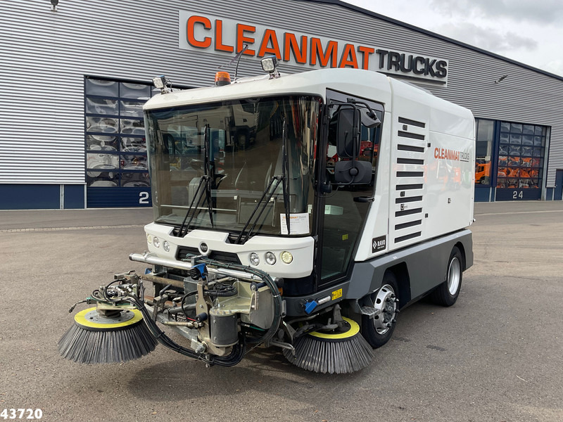 Ravo 540 STH Euro 6 with 3-rd brush - Σάρωθρο δρόμων: φωτογραφία 2 Ravo 540 STH Euro 6 with 3-rd brush - Σάρωθρο δρόμων: φωτογραφία 2