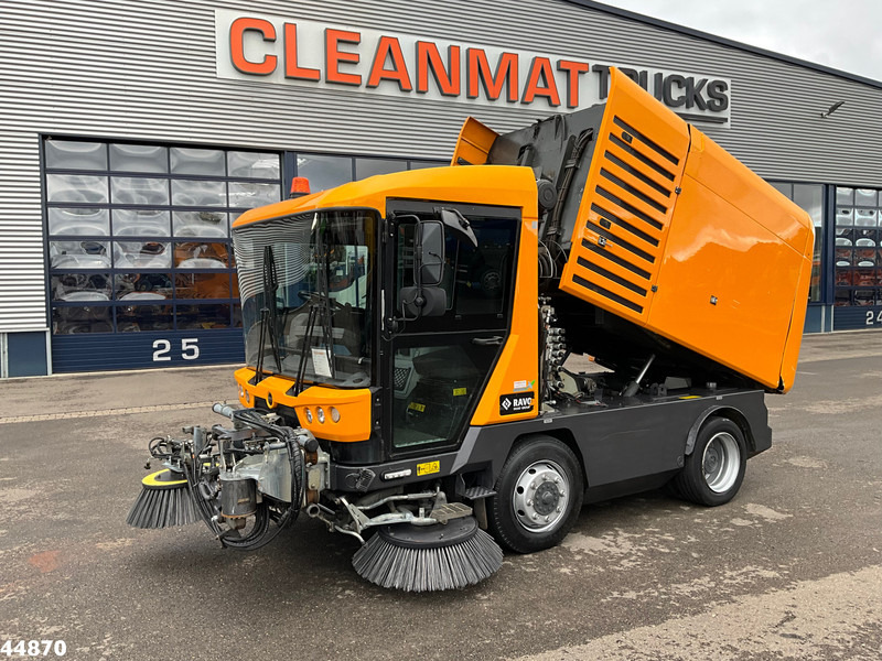 Ravo 540 with 3-rd brush - Σάρωθρο δρόμων: φωτογραφία 2 Ravo 540 with 3-rd brush - Σάρωθρο δρόμων: φωτογραφία 2