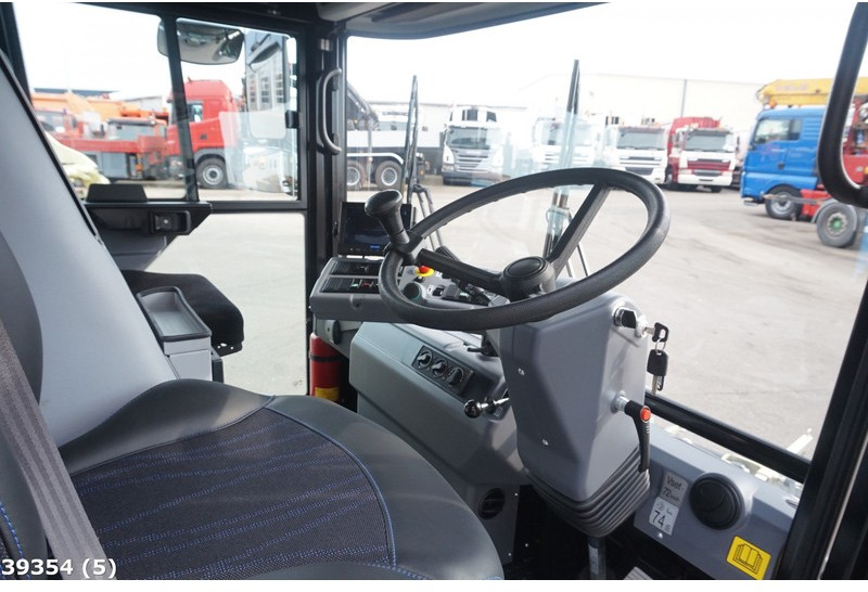 Ravo 560 STH met 3-de borstel - Σάρωθρο δρόμων: φωτογραφία 5 Ravo 560 STH met 3-de borstel - Σάρωθρο δρόμων: φωτογραφία 5