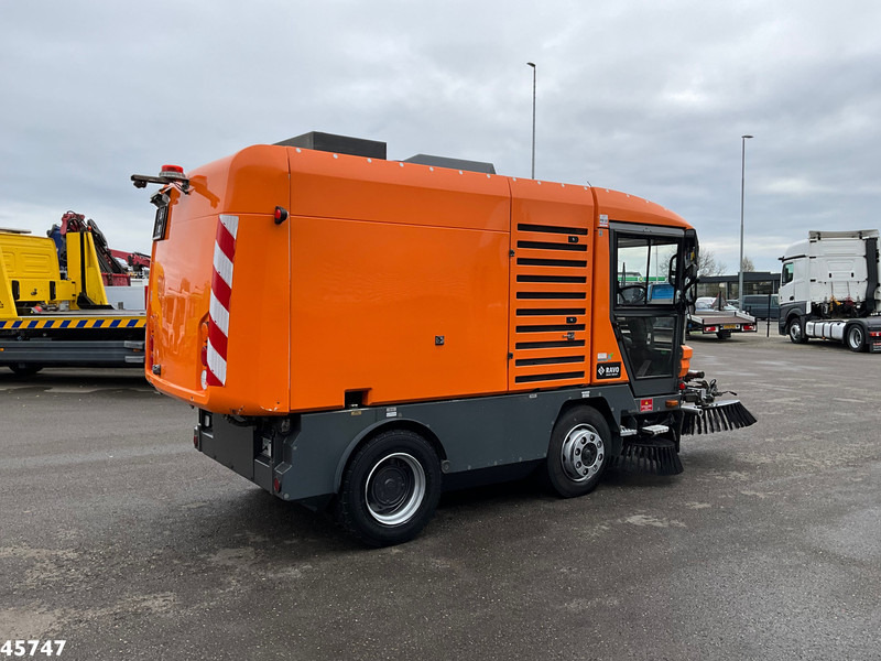 Σάρωθρο δρόμων Ravo 580 with 3-rd brush: φωτογραφία 6 Σάρωθρο δρόμων Ravo 580 with 3-rd brush: φωτογραφία 6