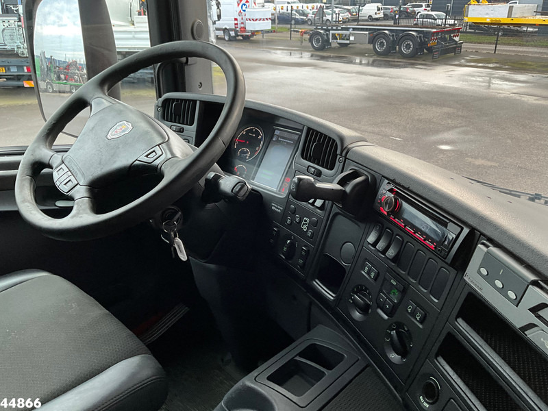 Interior photo 1: Φορτηγό σασί Scania P 280 Chassis cabine with PTO
