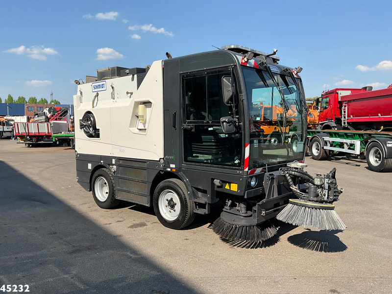 Schmidt Cleango 500 Compact Euro 6 - Σάρωθρο δρόμων: φωτογραφία 5 Schmidt Cleango 500 Compact Euro 6 - Σάρωθρο δρόμων: φωτογραφία 5