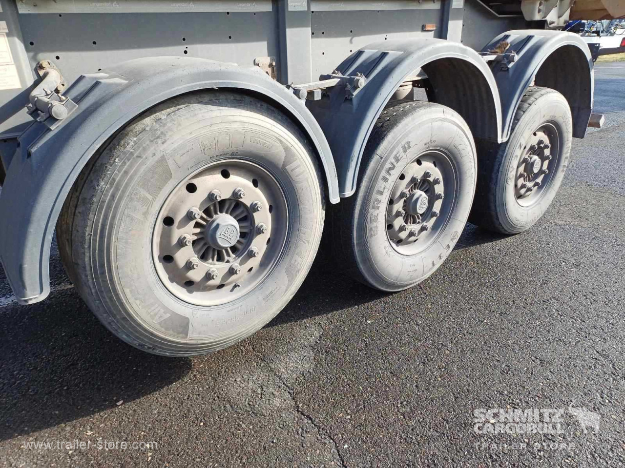 LANGENDORF Auflieger Kipper Stahlrundmulde 24m³ - Επικαθήμενο ανατρεπόμενο: φωτογραφία 3 LANGENDORF Auflieger Kipper Stahlrundmulde 24m³ - Επικαθήμενο ανατρεπόμενο: φωτογραφία 3