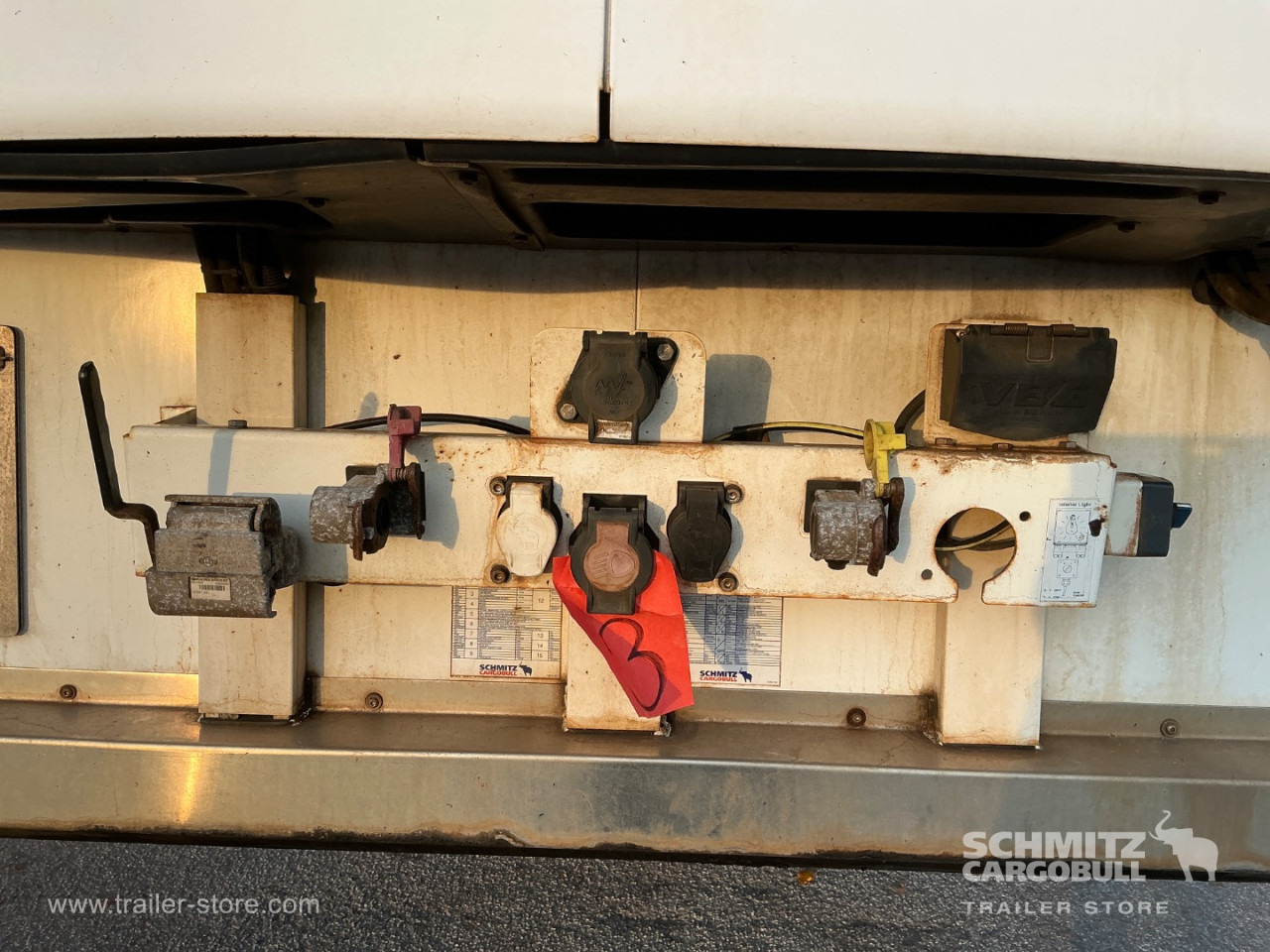 SCHMITZ Reefer Standard Double deck - Επικαθήμενο ισοθερμικό: φωτογραφία 4 SCHMITZ Reefer Standard Double deck - Επικαθήμενο ισοθερμικό: φωτογραφία 4