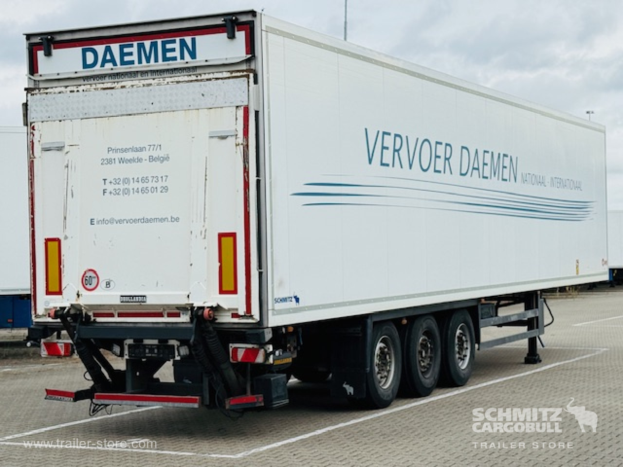 SCHMITZ Oplegger Vries Standard Taillift - Επικαθήμενο ισοθερμικό: φωτογραφία 1 SCHMITZ Oplegger Vries Standard Taillift - Επικαθήμενο ισοθερμικό: φωτογραφία 1