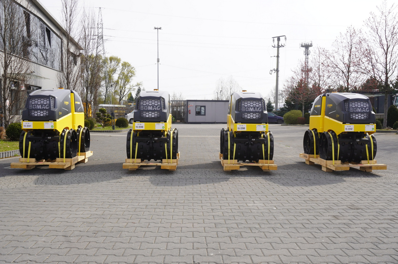BOMAG BMP 8500 brand-new trench roller / Remote Control / 4 units - Μικρος ασφαλτικός οδοστρωτήρας: φωτογραφία 2 BOMAG BMP 8500 brand-new trench roller / Remote Control / 4 units - Μικρος ασφαλτικός οδοστρωτήρας: φωτογραφία 2