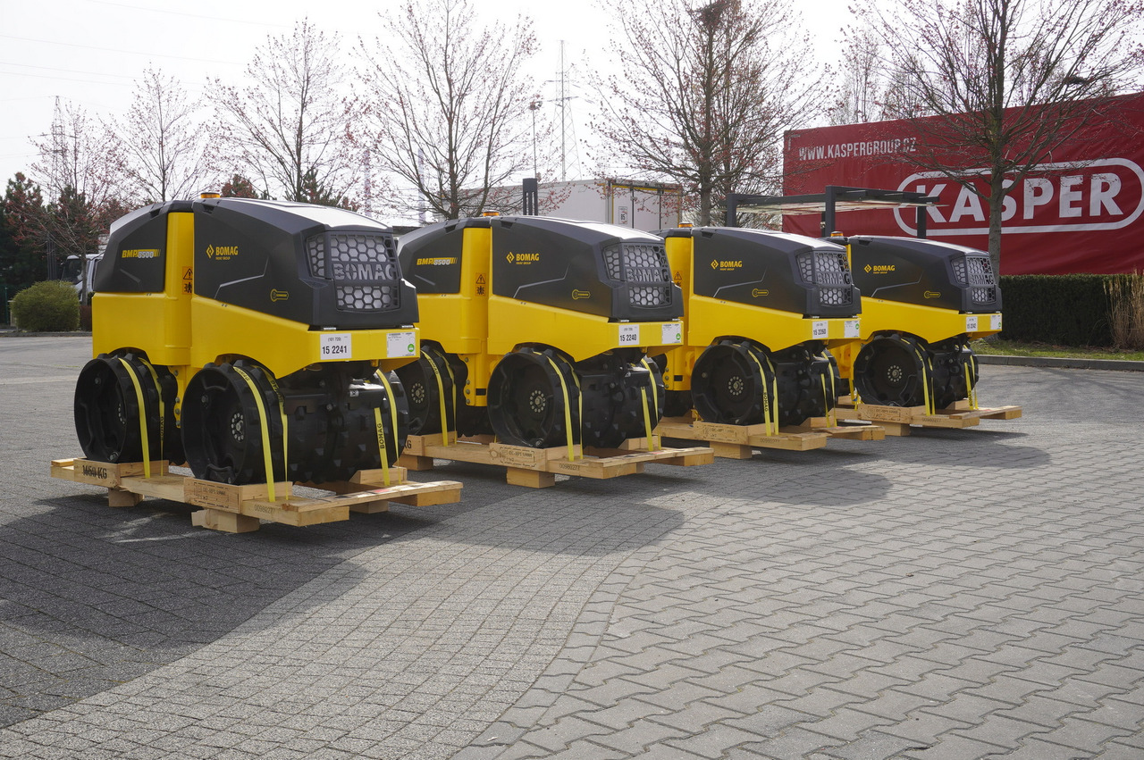 BOMAG BMP 8500 brand-new trench roller / Remote Control / 4 units - Σταθεροποιητή εδάφους: φωτογραφία 3 BOMAG BMP 8500 brand-new trench roller / Remote Control / 4 units - Σταθεροποιητή εδάφους: φωτογραφία 3