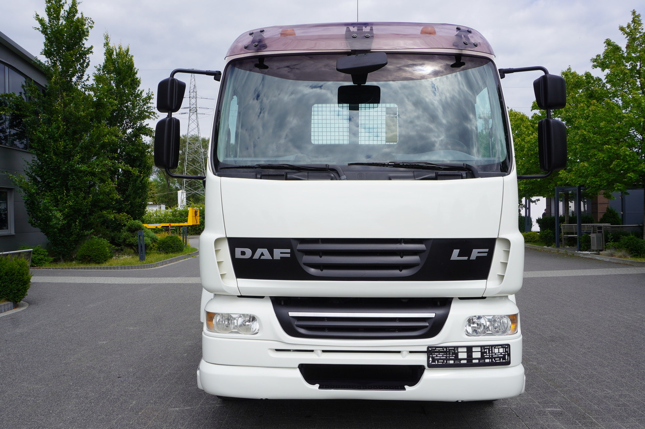 DAF LF 55.220 Skip loader GUIMA PALFINGER M14T - Φορτηγό καδοφόρος φορτωτής: φωτογραφία 2 DAF LF 55.220 Skip loader GUIMA PALFINGER M14T - Φορτηγό καδοφόρος φορτωτής: φωτογραφία 2