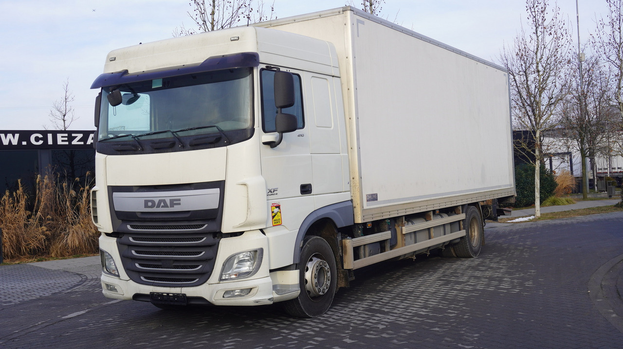 DAF XF 410 EURO 6 /410 HP / 20 EPAL / Dhollandia lift 1500 kg - Φορτηγό κόφα: φωτογραφία 2 DAF XF 410 EURO 6 /410 HP / 20 EPAL / Dhollandia lift 1500 kg - Φορτηγό κόφα: φωτογραφία 2