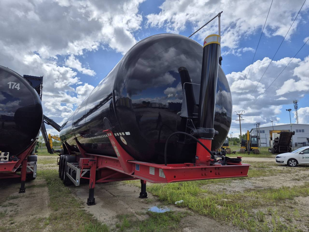 FELDBINDER KIP 66.3 Silo tank / 66 m3 / 2022 / 10 units - Σιλοφόρο: φωτογραφία 3 FELDBINDER KIP 66.3 Silo tank / 66 m3 / 2022 / 10 units - Σιλοφόρο: φωτογραφία 3