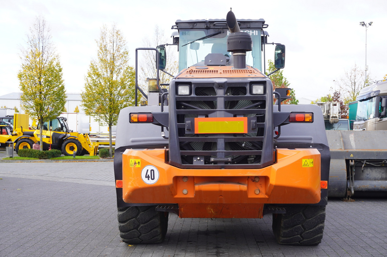 HITACHI ZW220 articulated loader / 2 buckets - Ελαστιχοφόρος φορτωτής: φωτογραφία 5 HITACHI ZW220 articulated loader / 2 buckets - Ελαστιχοφόρος φορτωτής: φωτογραφία 5