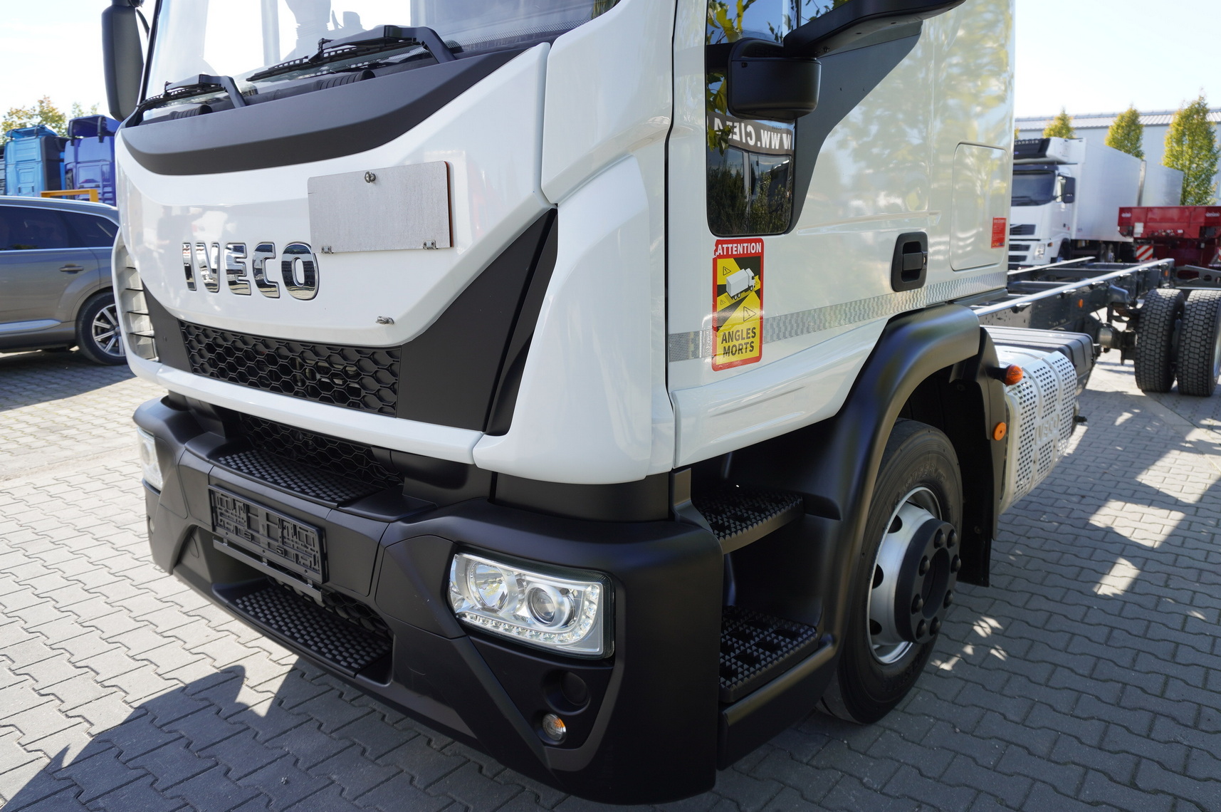IVECO Eurocargo 140e19 4×2 E6 Glob / ADR / frame 8,1m - Φορτηγό σασί: φωτογραφία 5 IVECO Eurocargo 140e19 4×2 E6 Glob / ADR / frame 8,1m - Φορτηγό σασί: φωτογραφία 5