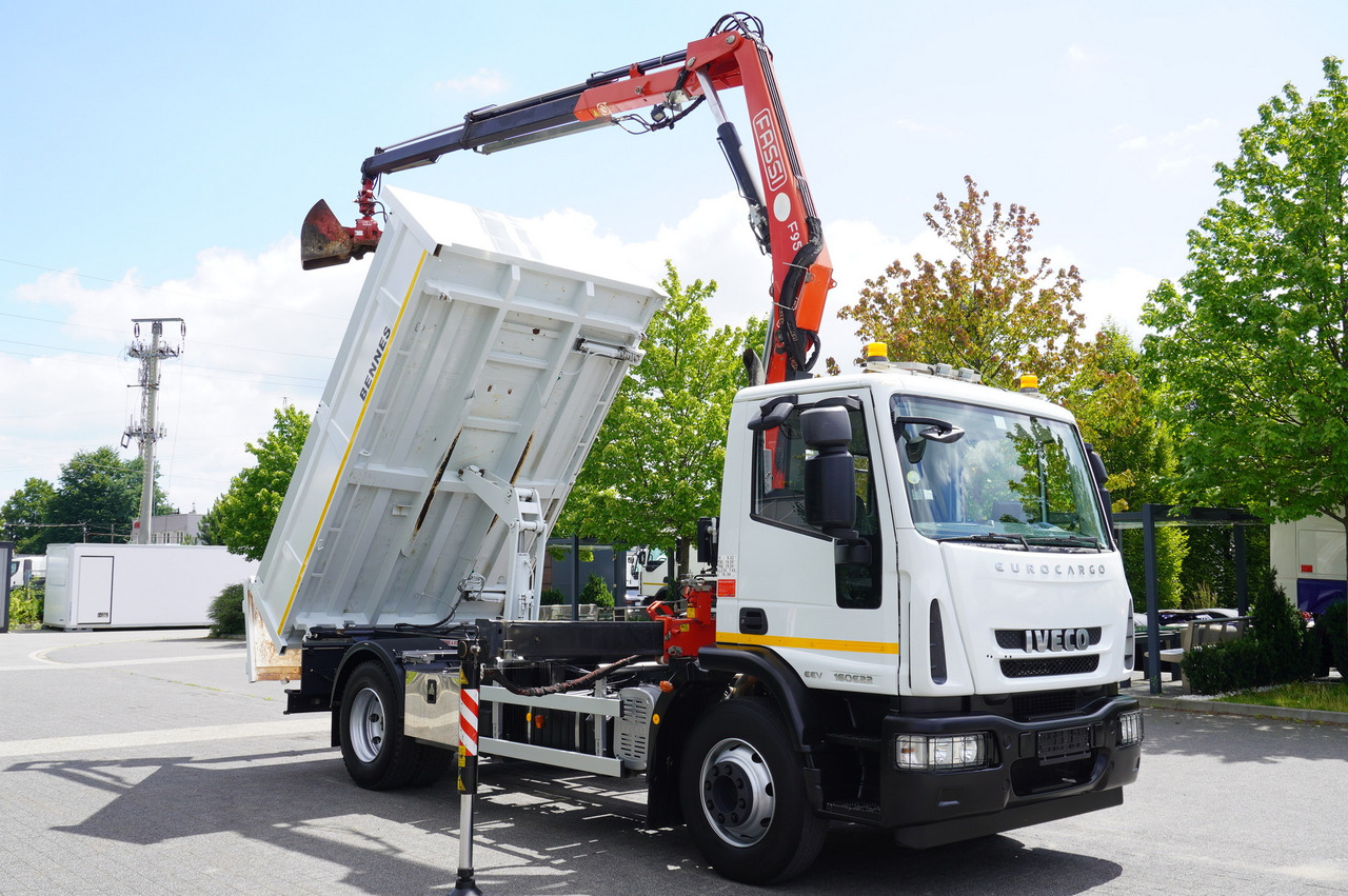 IVECO Eurocargo 160E22 EEV Dump truck / Bortmatic / Crane FASSI F95A.0.22 - Φορτηγό με γερανό: φωτογραφία 3 IVECO Eurocargo 160E22 EEV Dump truck / Bortmatic / Crane FASSI F95A.0.22 - Φορτηγό με γερανό: φωτογραφία 3
